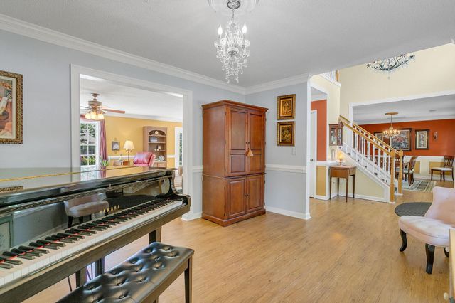 6 Kingfisher Drive, Simpsonville, SC 29680