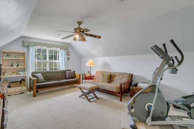 6 Kingfisher Drive, Simpsonville, SC 29680