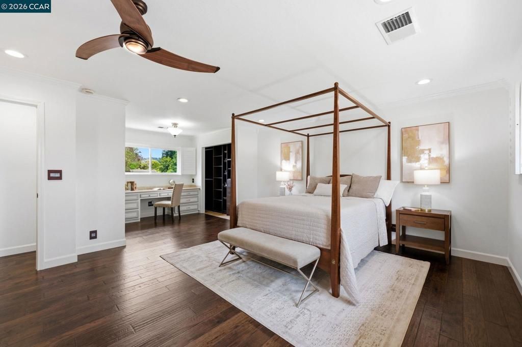 Image 20 of property listing at 1433 Walnut Ave, Walnut Creek, CA 94598