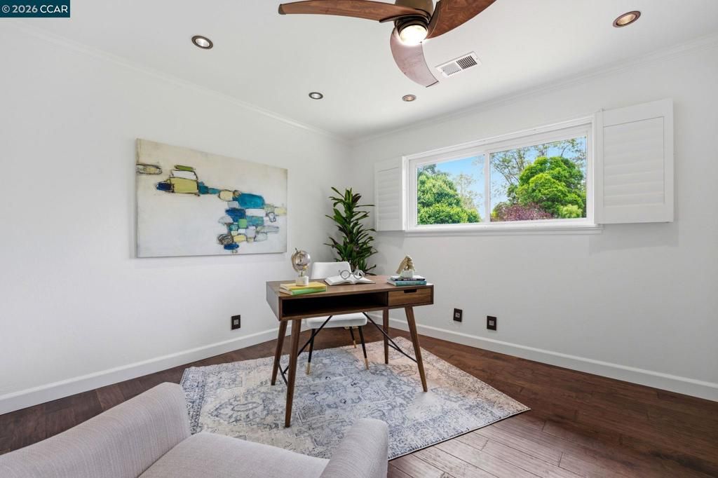 Image 25 of property listing at 1433 Walnut Ave, Walnut Creek, CA 94598