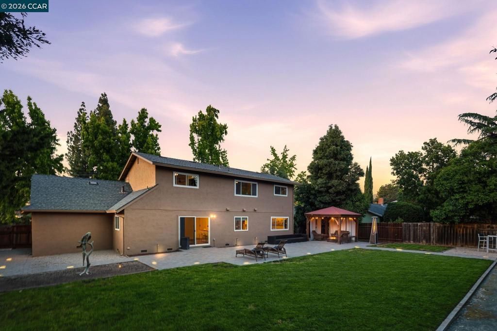 Image 30 of property listing at 1433 Walnut Ave, Walnut Creek, CA 94598