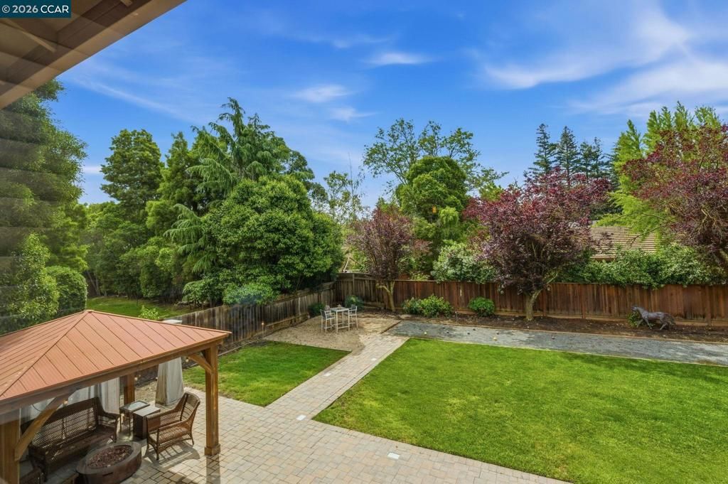 Image 40 of property listing at 1433 Walnut Ave, Walnut Creek, CA 94598