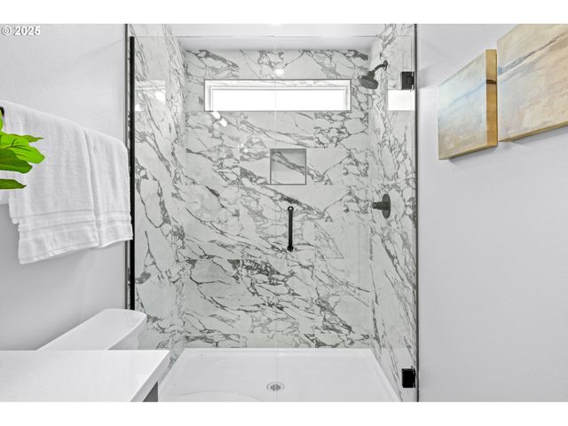 3520 Ne 44th Ave, Portland, OR 97212