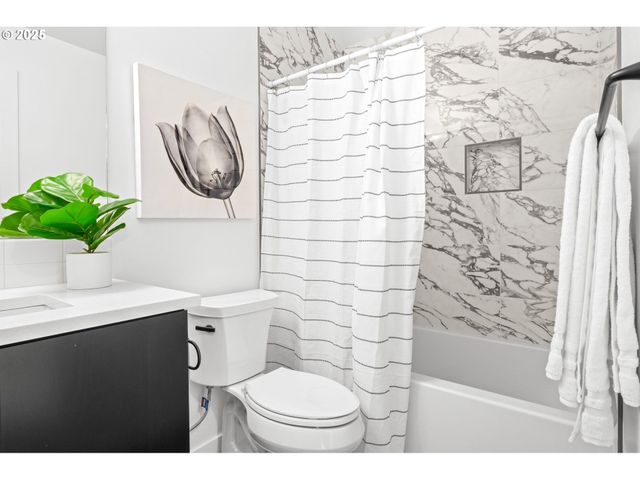 3520 Ne 44th Ave, Portland, OR 97212