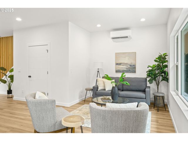 3520 Ne 44th Ave, Portland, OR 97212