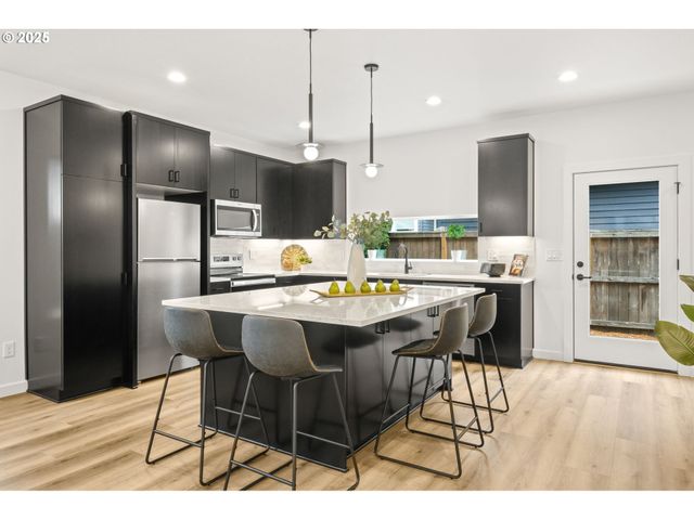 3520 Ne 44th Ave, Portland, OR 97212