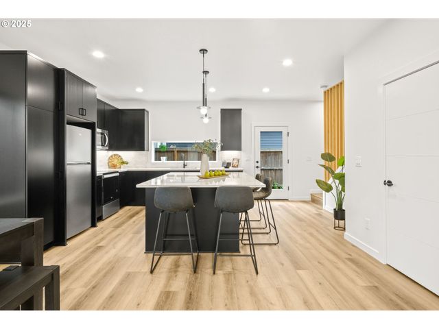 3520 Ne 44th Ave, Portland, OR 97212