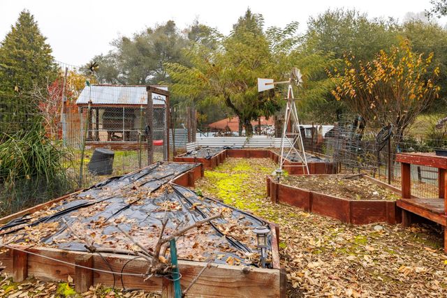 710 Cold Springs Rd, Placerville, CA 95667