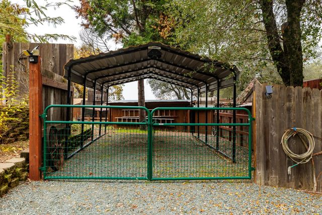 710 Cold Springs Rd, Placerville, CA 95667