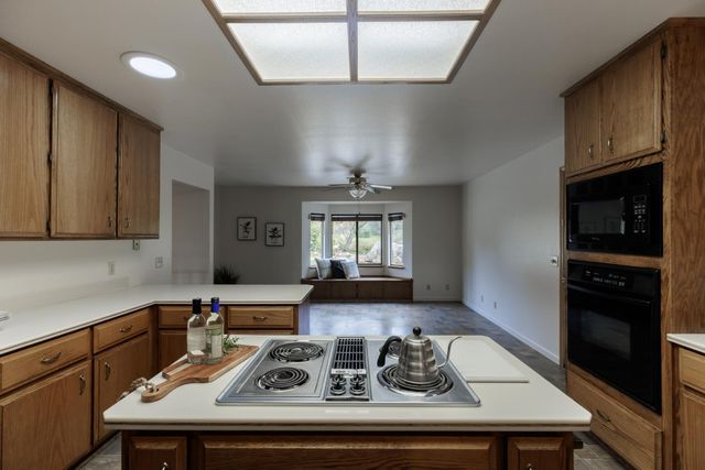 710 Cold Springs Rd, Placerville, CA 95667