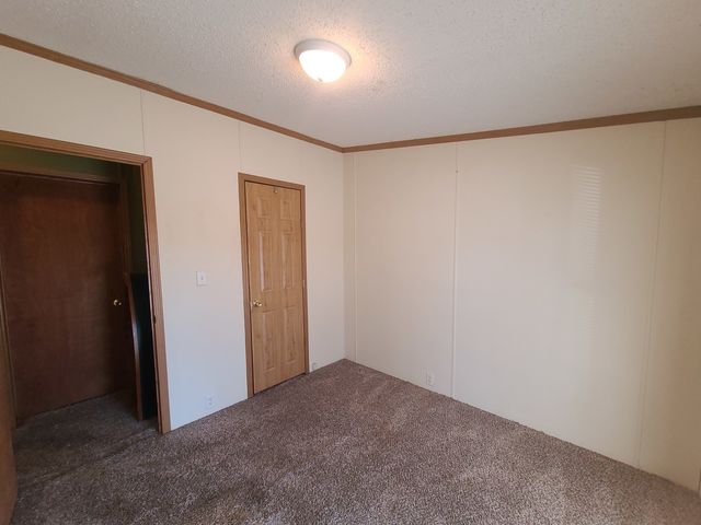 291 IL RT 2 49, Dixon, IL 61021