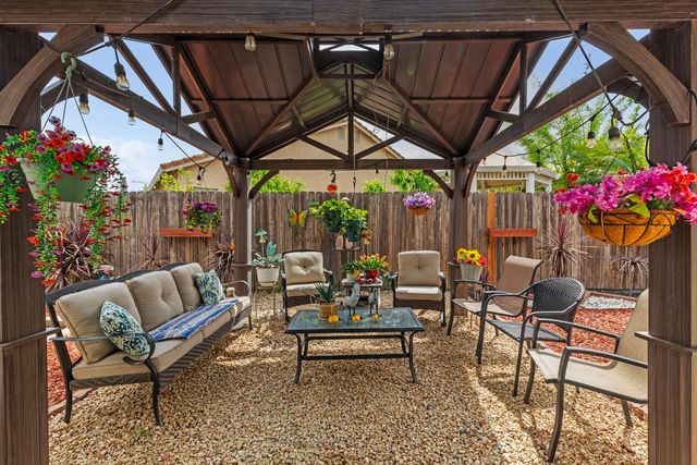 344 N Red Lion Way, Newman, CA 95360