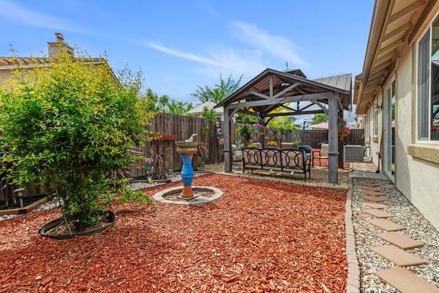 344 N Red Lion Way, Newman, CA 95360