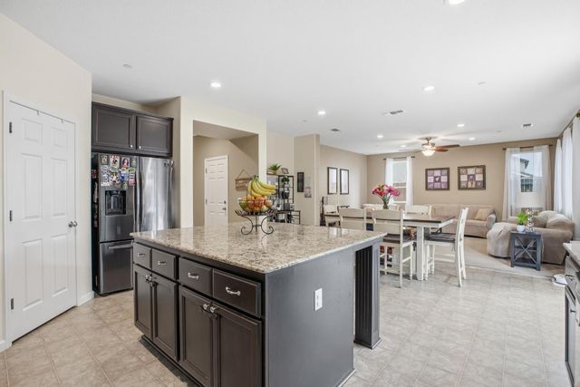 344 N Red Lion Way, Newman, CA 95360