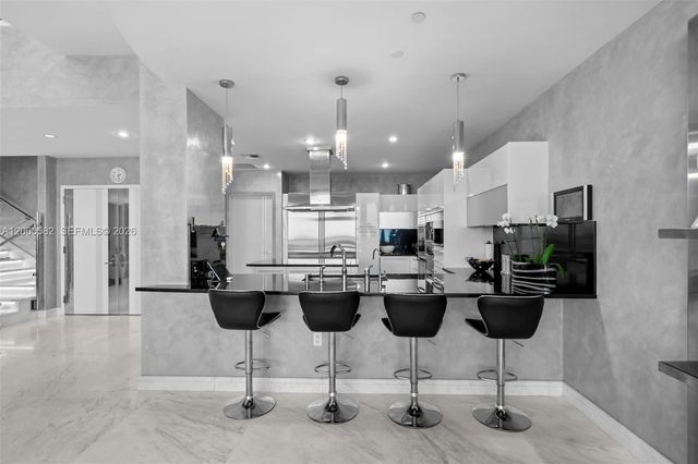 17121 Collins Ave PH4406, Sunny Isles Beach, FL 33160