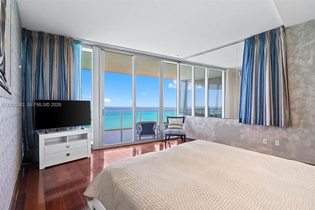 17121 Collins Ave PH4406, Sunny Isles Beach, FL 33160