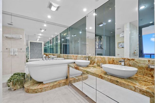 17121 Collins Ave PH4406, Sunny Isles Beach, FL 33160