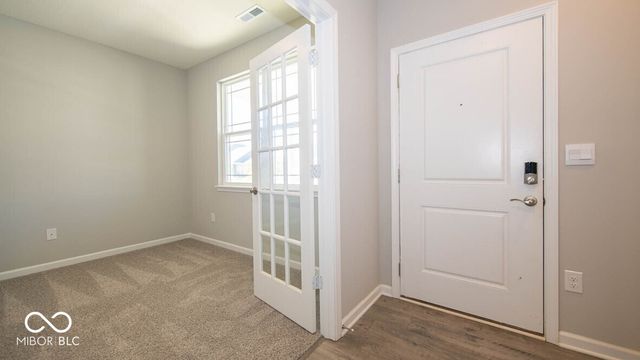 207 Springfield Crossing, Greenfield, IN 46140