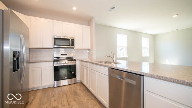 207 Springfield Crossing, Greenfield, IN 46140