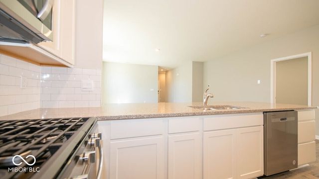 207 Springfield Crossing, Greenfield, IN 46140