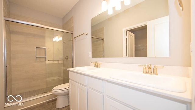 207 Springfield Crossing, Greenfield, IN 46140