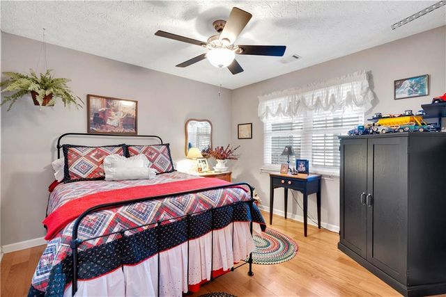 2340 Emerald Drive, Loganville, GA 30052