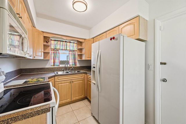 1716 N 25th Avenue, Hollywood, FL 33020