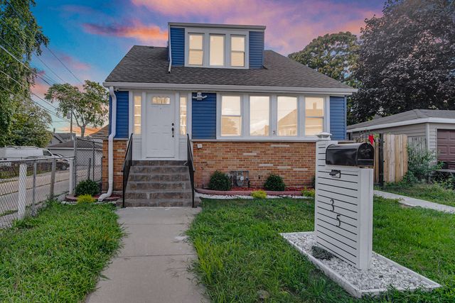 35 S 16th Avenue, Maywood, IL 60153
