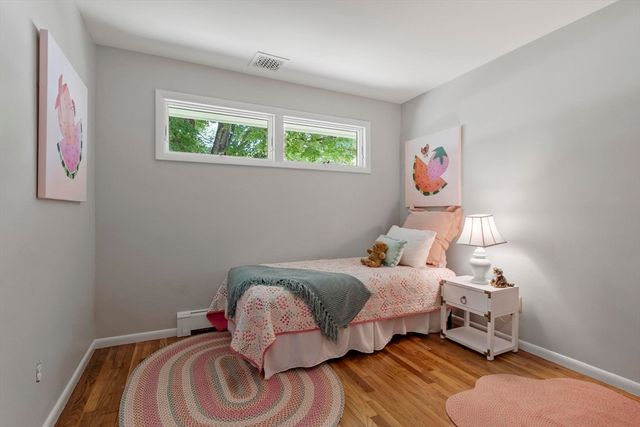 9 Cherry Ridge Rd, Acton, MA 01720
