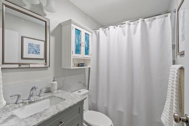 9 Cherry Ridge Rd, Acton, MA 01720