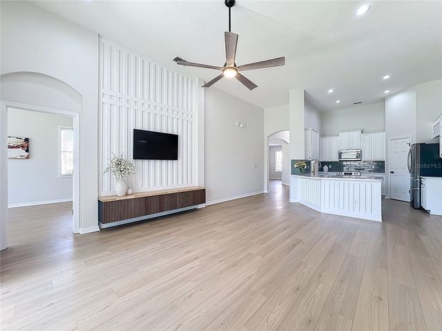 336 COURTLEA PARK DRIVE, Winter Garden, FL 34787