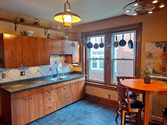 707 STANBRIDGE ST, Norristown, PA 19401