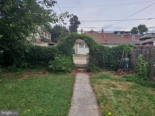 707 STANBRIDGE ST, Norristown, PA 19401