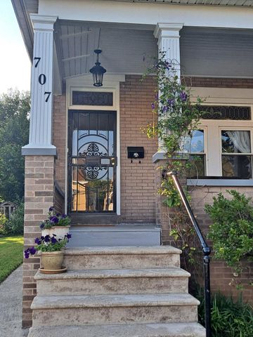 707 STANBRIDGE ST, Norristown, PA 19401