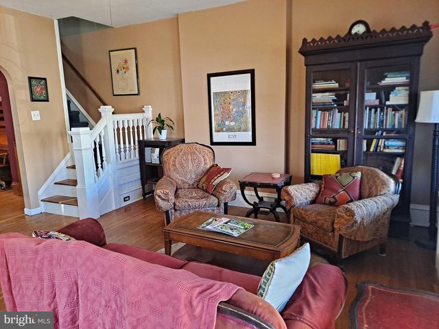 707 STANBRIDGE ST, Norristown, PA 19401