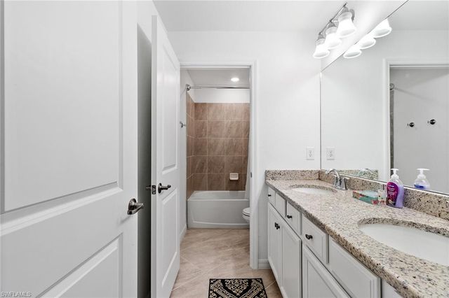2516 Kona WAY, Naples, FL 34120