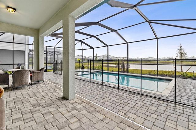 2516 Kona WAY, Naples, FL 34120