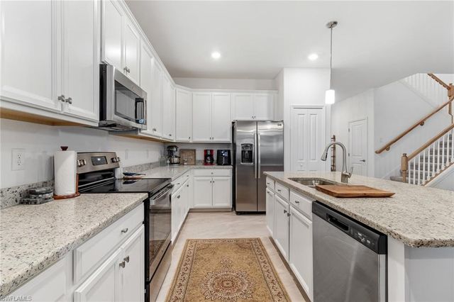 2516 Kona WAY, Naples, FL 34120