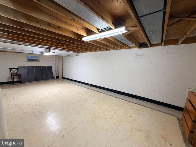 10802 HUNT CLUB RD, Reston, VA 20190
