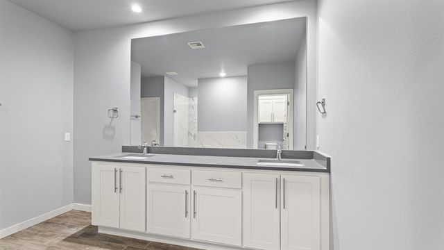 217 Olde Mill Court, Jones, OK 73049