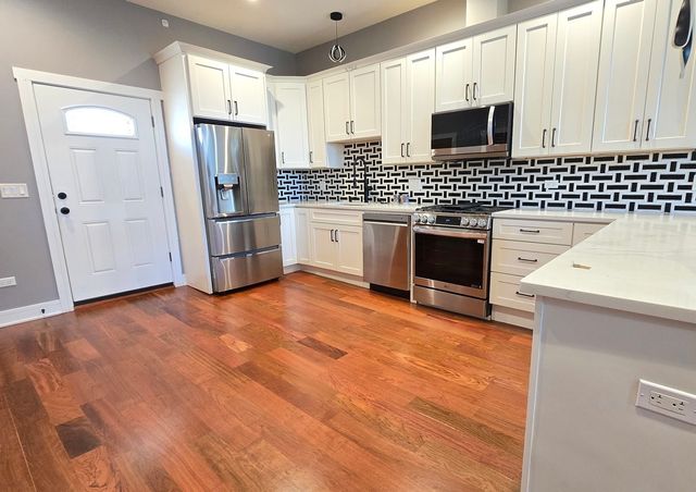 2135 S Millard Avenue, Chicago, IL 60623