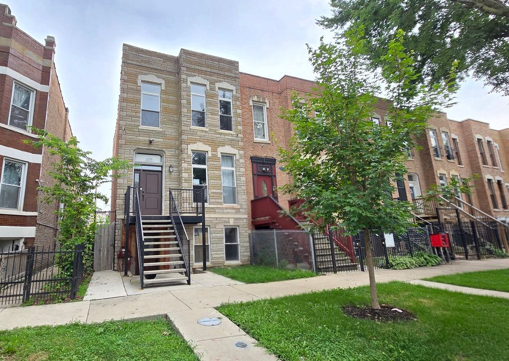 2135 S Millard Avenue, Chicago, IL 60623