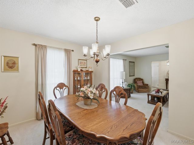 691 Hazel Green Drive, Wetumpka, AL 36093