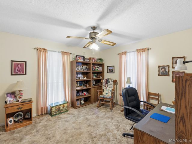 691 Hazel Green Drive, Wetumpka, AL 36093