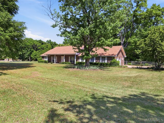 691 Hazel Green Drive, Wetumpka, AL 36093