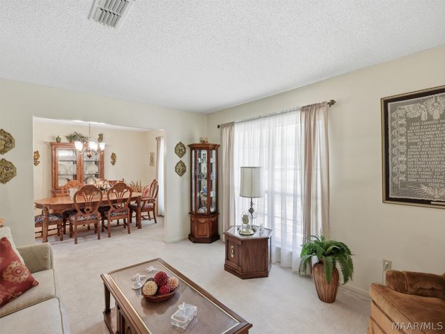 691 Hazel Green Drive, Wetumpka, AL 36093