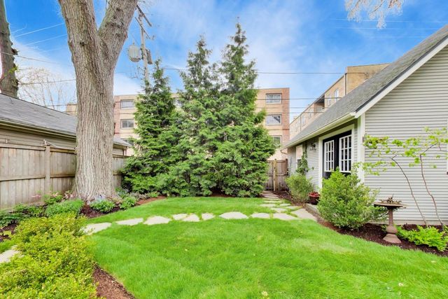 1235 Maple Avenue, Evanston, IL 60202