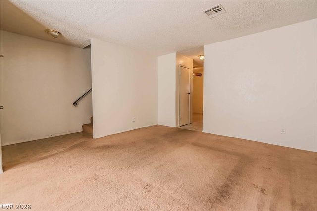 566 Kristin Lane, Henderson, NV 89011