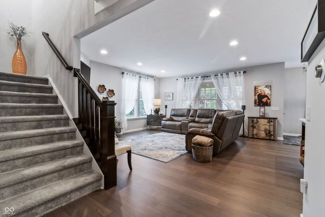 10123 Landis Boulevard, Fishers, IN 46040