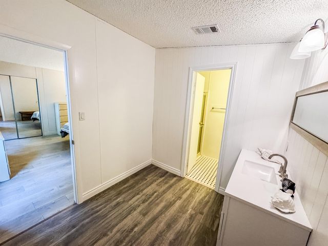 4030 Mission Bell Drive, Boynton Beach, FL 33436